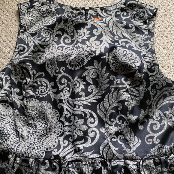 Beautiful retro print dress, with side pockets - Picture 3 of 8